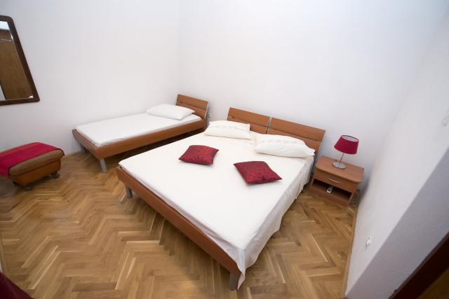 Dovolenka / zájazdy / cestovanie, Chorvátsko, Omiš - Apartmány 