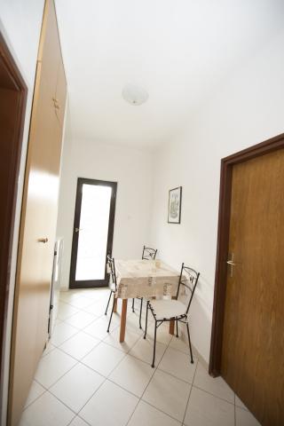 Dovolenka / zájazdy / cestovanie, Chorvátsko, Omiš - Apartmány 