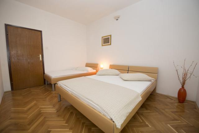 Dovolenka / zájazdy / cestovanie, Chorvátsko, Omiš - Apartmány 