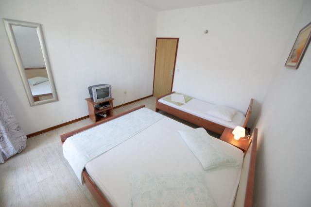 Dovolenka / zájazdy / cestovanie, Chorvátsko, Omiš - Apartmány 