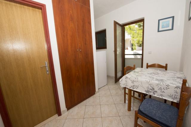 Dovolenka / zájazdy / cestovanie, Chorvátsko, Omiš - Apartmány 