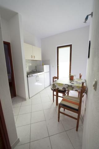 Dovolenka / zájazdy / cestovanie, Chorvátsko, Omiš - Apartmány 