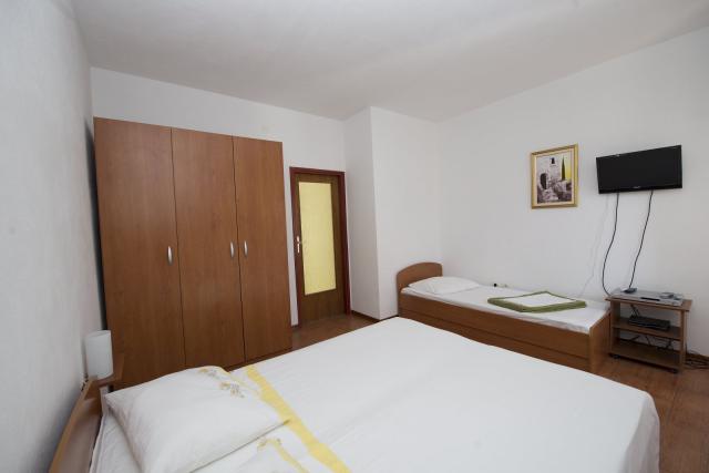 Dovolenka / zájazdy / cestovanie, Chorvátsko, Omiš - Apartmány 