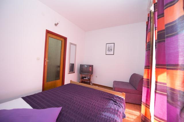 Dovolenka / zájazdy / cestovanie, Chorvátsko, Omiš - Apartmány 