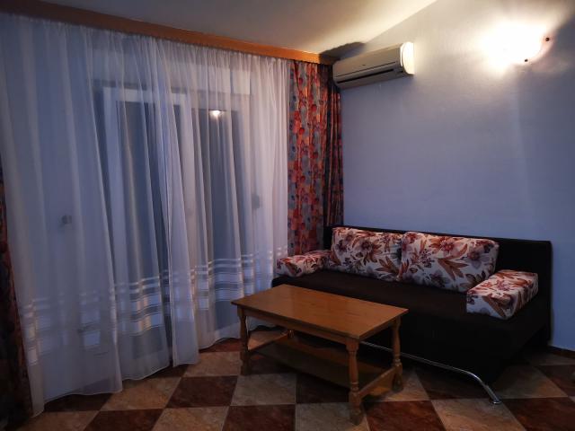 Dovolenka / zájazdy / cestovanie, Chorvátsko, Omiš - Apartmány 