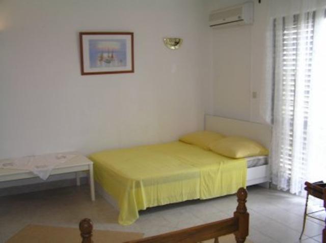 Chorvátsko - Turanj - Apartmán Jena - spálňa