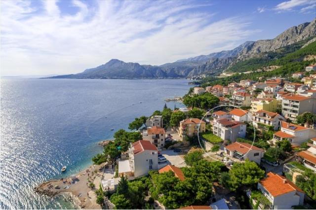 Chorvátsko - Omiš - Nemira - Apartmány Lana