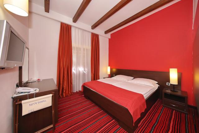 Chorvátsko - Sv.Filip i Jakov - Hotel Villa Donat - izba Superi