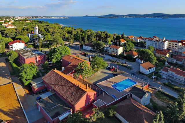 Chorvátsko - Sv.Filip i Jakov - Hotel Villa Donat - okolie