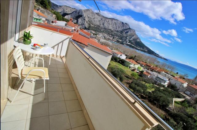 Chorvátsko - Omiš - Duće - Apartmány Gašpar - štúdio 1/2 väčšie