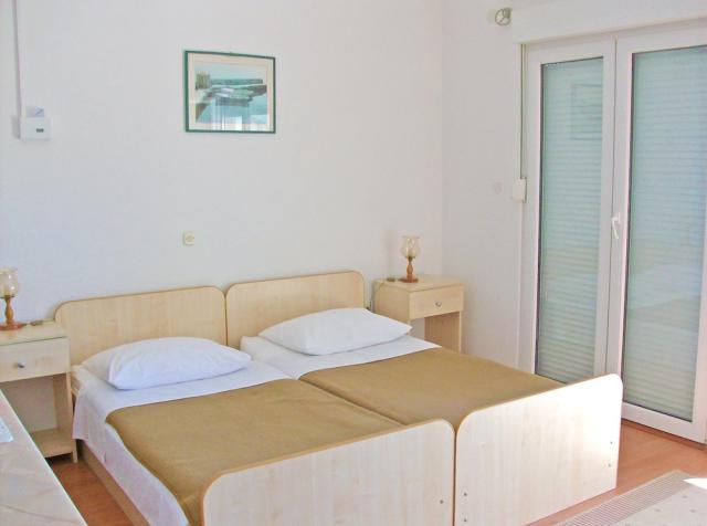 Chorvátsko - Omiš - Duće - Apartmány Gašpar - štúdio väčšie