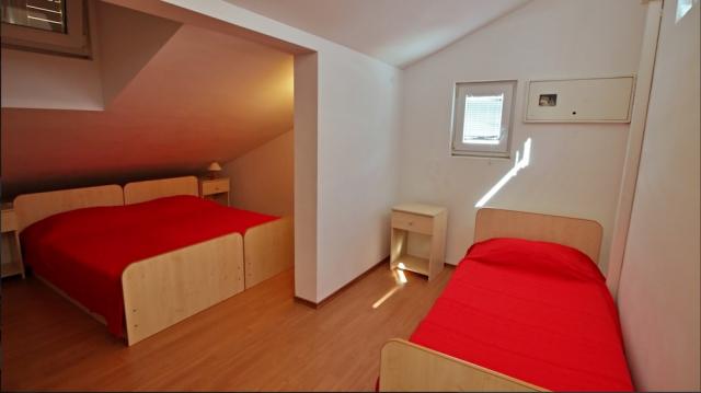 Chorvátsko - Omiš - Duće - Apartmány Gašpar - apartmán 1/6 dvoj