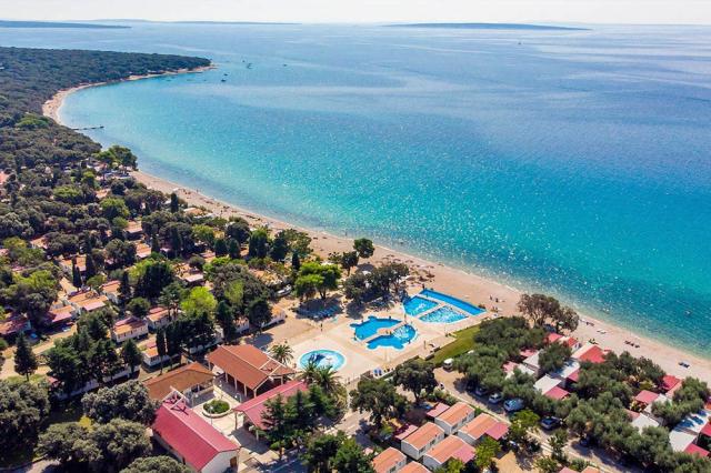 Chorvátsko - Pag - Novalja - Liberty Plaza - pláž Straško