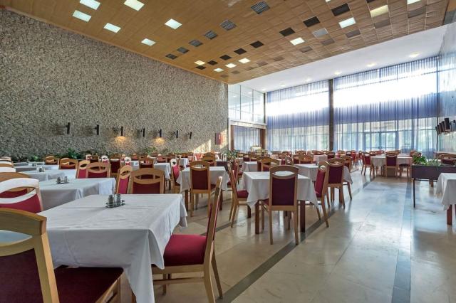 Chorvátsko - Baško Polje - Hotel Alem - reštaurácia