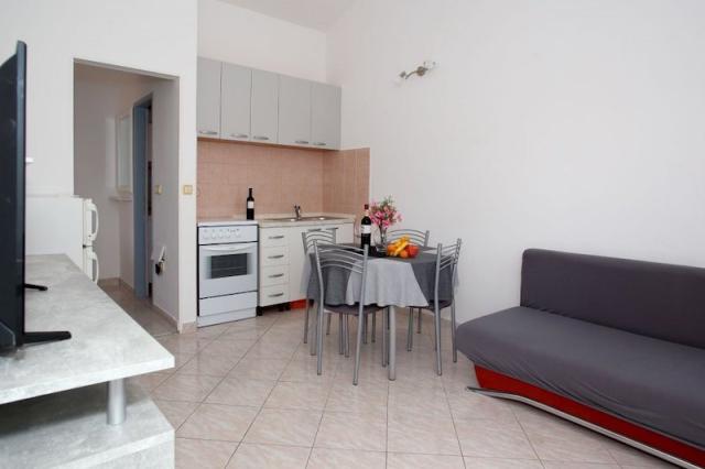 Chorvátsko - ostrov Nin - Nin - apartmánový dom Sabun - apartmá