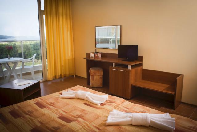 Bulharsko - Primorsko - Hotel Plamena Palace - izba
