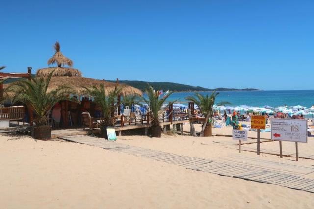 Bulharsko - Primorsko - plážový bar