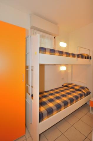 Taliansko-Bibione-Spiaggia-Villa Mara-spálňa v apartmáne C1