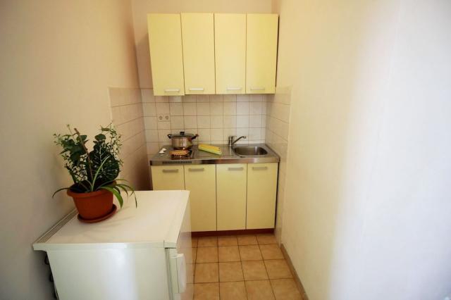 Chorvátsko - Omiš - Nemira - Vila Marko - apartmán 1/4(+2) - ku