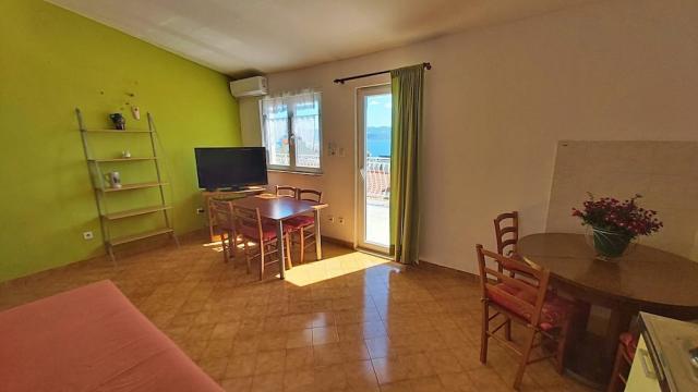 Chorvátsko - Omiš - Nemira - Vila Marko - apartmán 1/6(+2) - de