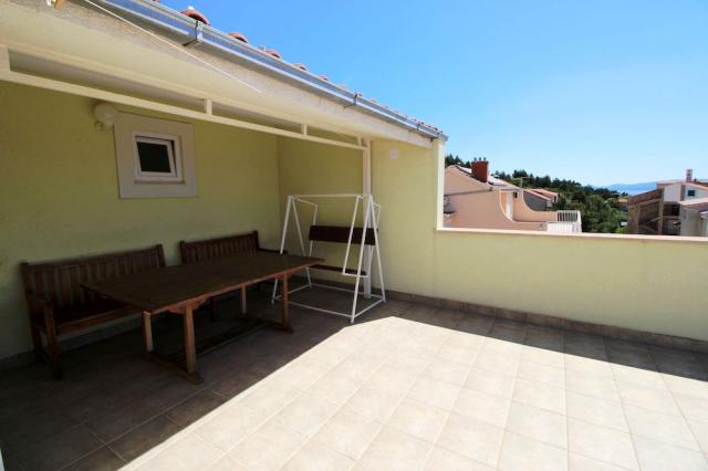 Chorvátsko - Omiš - Nemira - Vila Marko - apartmán 1/6(+2) - te