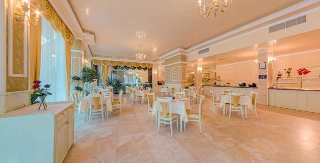 Bulharsko - Slnečné pobrežie - hotel Mena Palace - reštaurácia