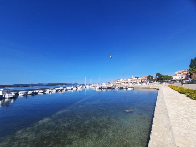 Chorvátsko - Biograd na Moru - apartmány Stipe - okolie