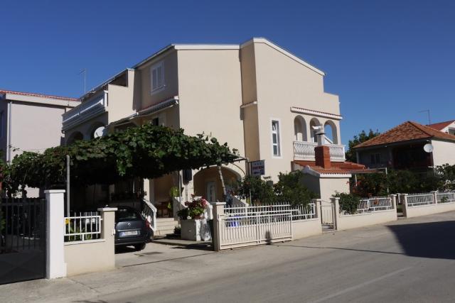Chorvátsko - Biograd na Moru - apartmány Stipe - dom
