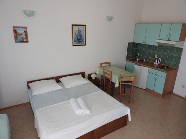 Chorvátsko - Baška Voda - Villa Manda - 3-lôžkové štúdio