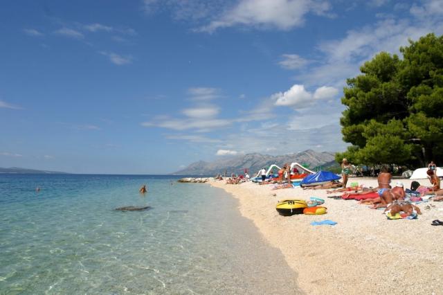 Chorvátsko - Baška Voda - Villa Manda - pláž