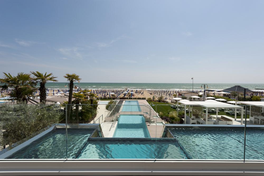 Taliansko-Lido di Jesolo-hotel Le Soleil-bazén