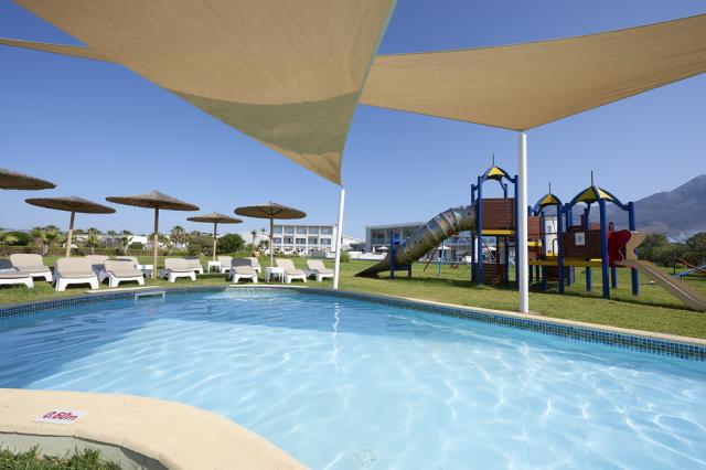 Kréta - Georgioupolis - Mythos Palace Resort & Spa - bazén s ih