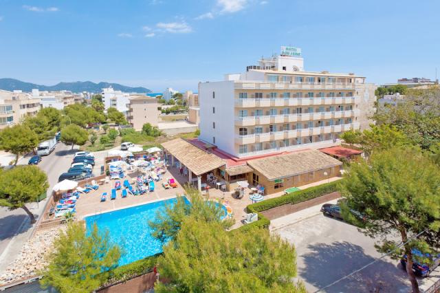 Mallorca - Cala Millor - hotel BlueSea Don Jaime - pohľad na ho
