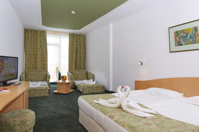 Bulharsko - Slnečné pobrežie - hotel Mena Palace - rodinná izba