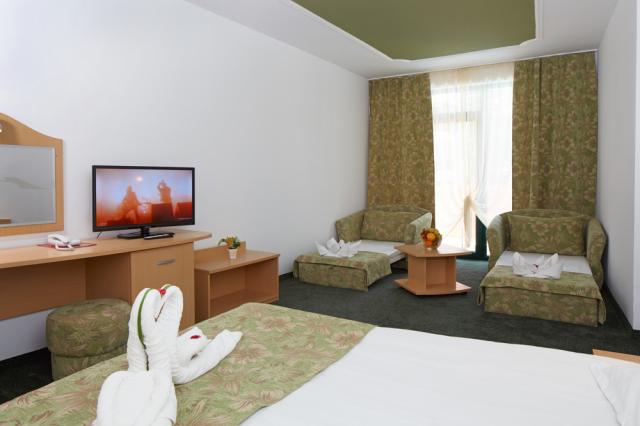 Bulharsko - Slnečné pobrežie - hotel Mena Palace - rodinná izba