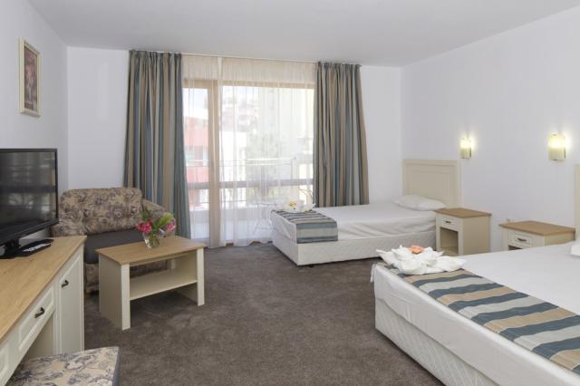 Bulharsko - Slnečné pobrežie - hotel Mena Palace - rodinná izba