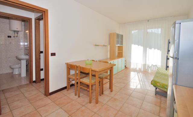 Taliansko-Bibione-apartmány Lido del Sole-obývacia miestnosť