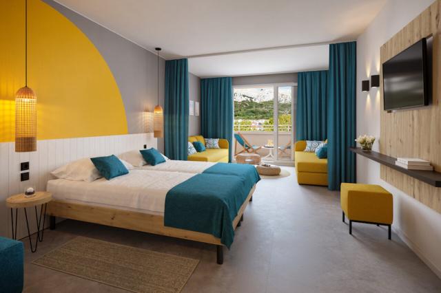 Chorvátsko - ostrov Krk - Baška - Sunny Baška Hotel - rodinná i