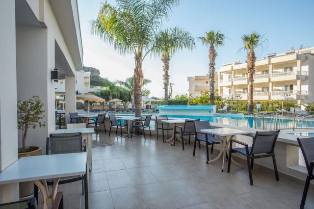 Rhodos - Faliraki - hotel Olympia Sun - bazén
