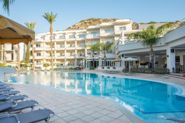 Rhodos - Faliraki - hotel Olympia Sun - bazén