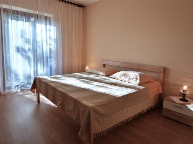 Chorvátsko - Vodice - Srima - apartmány Dane - spálňa