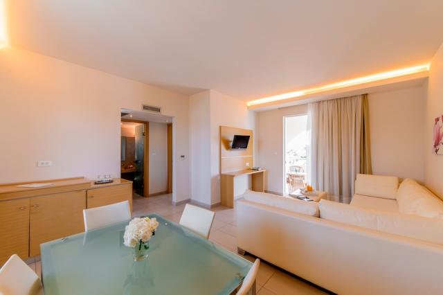 Rhodes - Afandou - Afandou Bay Resort Suites - rodinná izba