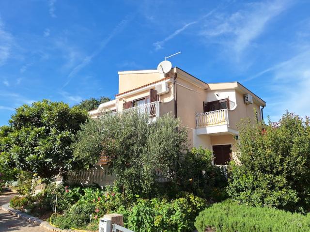 Chorvátsko - Vodice - Srima - Villa Boral - dom