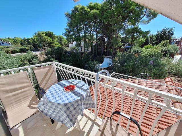 Chorvátsko - Vodice - Srima - apartmány Danu - dvojlôžkový apar