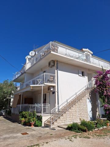 Chorvátsko - Vodice - Srima - apartmány Danu - dom