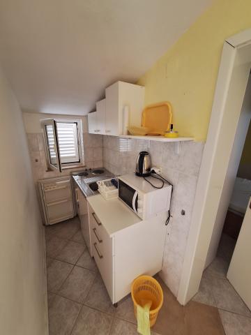 Chorvátsko - Vodice - Srima - apartmány Danu - dvojlôžkový apar