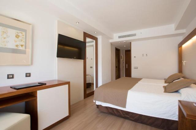 Mallorca - Cala Millor - Hipotels Cala Millor Park - izba