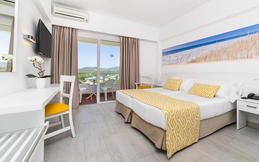 Španielsko - Mallorca -Calas de Mallorca - hotel Globales Samoa