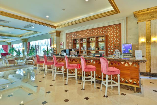 Turecko - Side - hotel Diamond Excellence Resort & Spa - lobby 