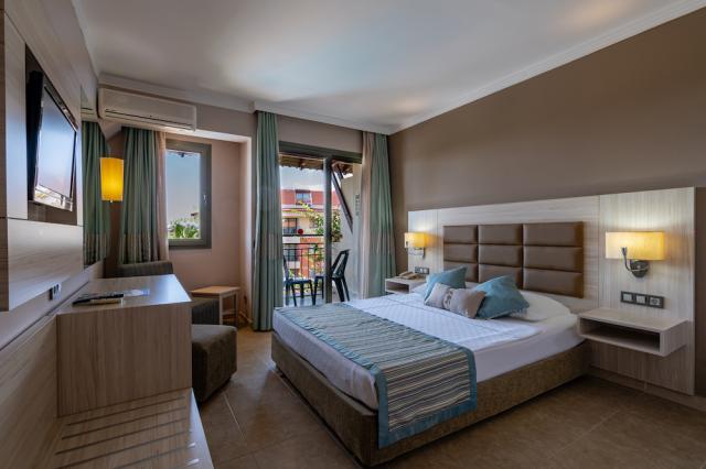 Turecko - Konakli - hotel Palmeras Beach - dvojlôžková izba